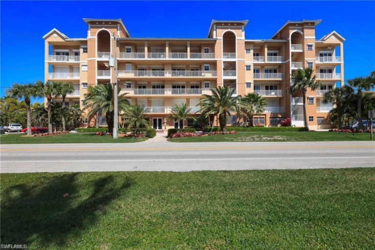 Manatee condominiums in Naples, Florida